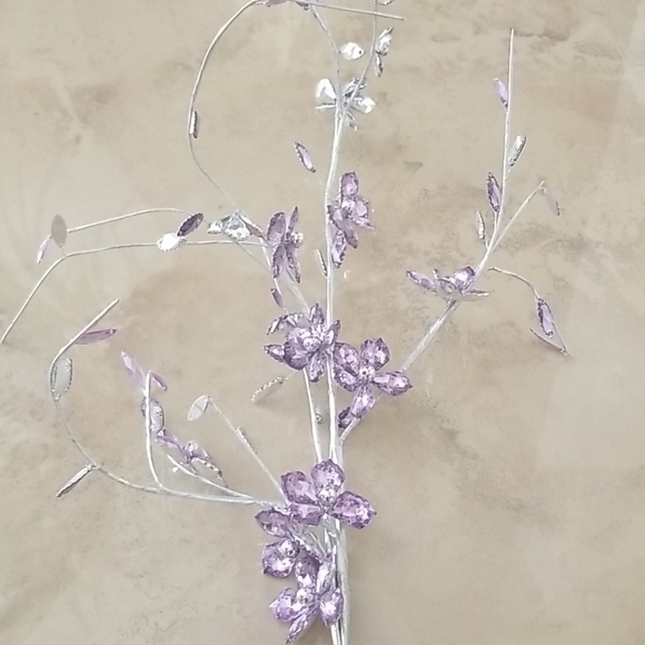 Purple Glass Flower Strand - Picture 1 of 6